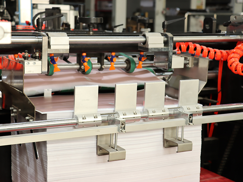 Puzzelproductie naar een hoger niveau tillen: onze geautomatiseerde fabriek voor betrouwbare B2B-partners